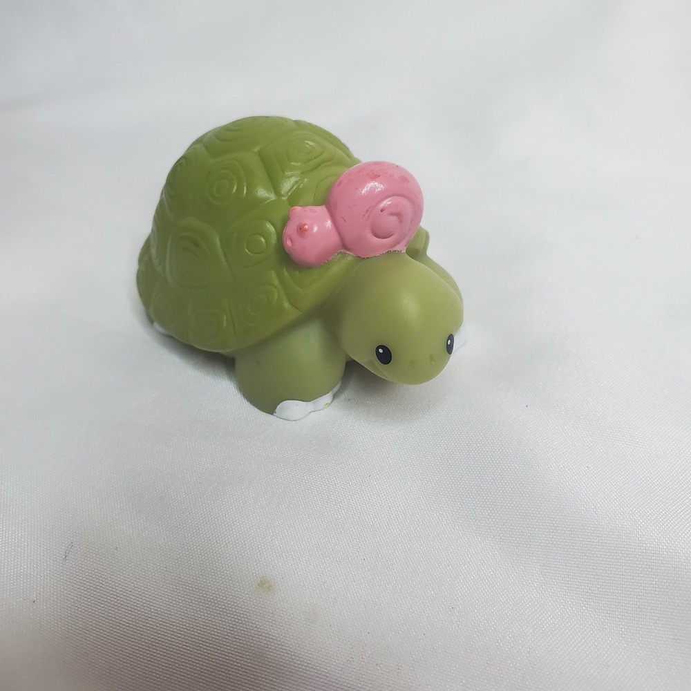 Fisher Price Little People GREEN TURTLE w/ PINK SNAIL on BACK Ark Zoo Animal